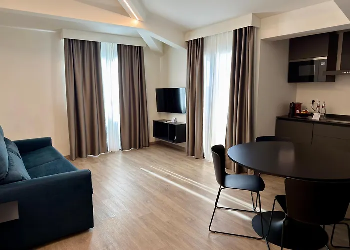 Apartmanhotel Vi 4*