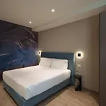 Vi 4* Viareggio