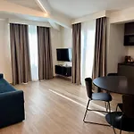 Hotel apartamentowy Vi 4*