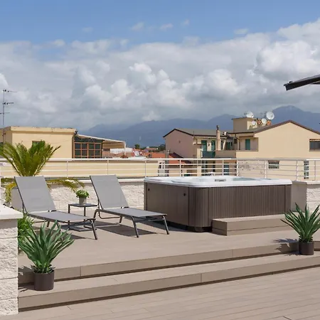 Vi Hotel apartamentowy Viareggio