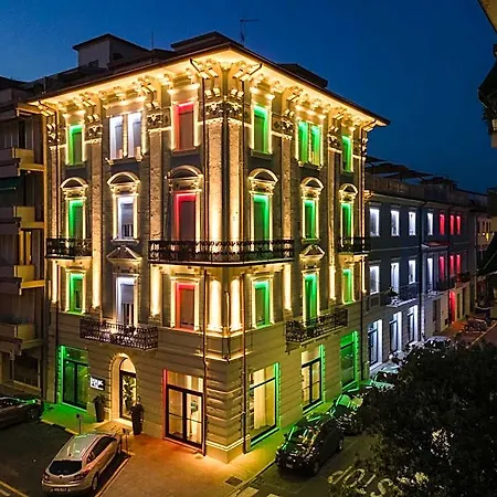 Vi Aparthotel 4*