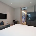 Vi 4*